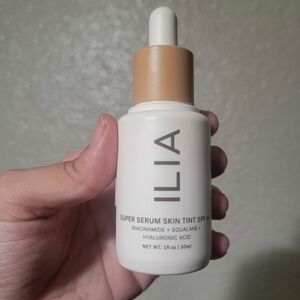 ILIA Super Serum Skin Tint SPF 40